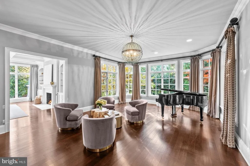 Photo of 8305 FOX HAVEN DRIVE