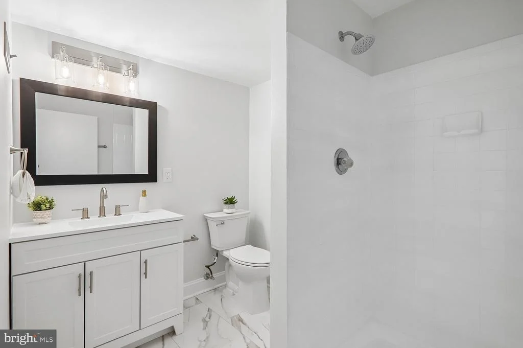 Photo of 6612 SEWARD ROAD