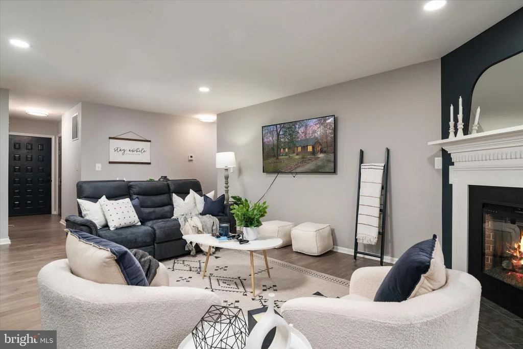 Photo of 2602 LE COMPTE LANE