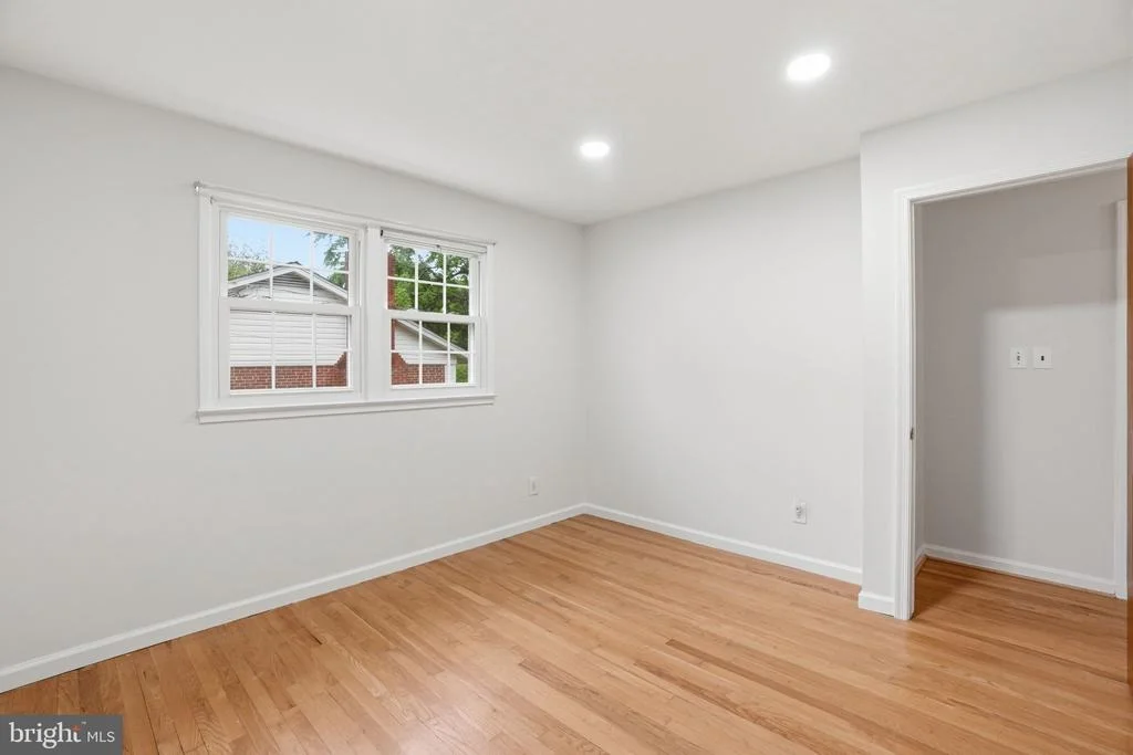 Photo of 5304 PILLOW LANE