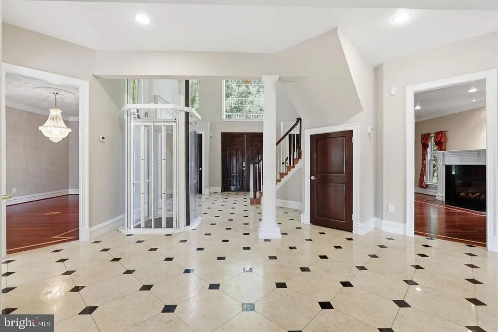 Photo of 8813 OAK LEAF DRIVE
