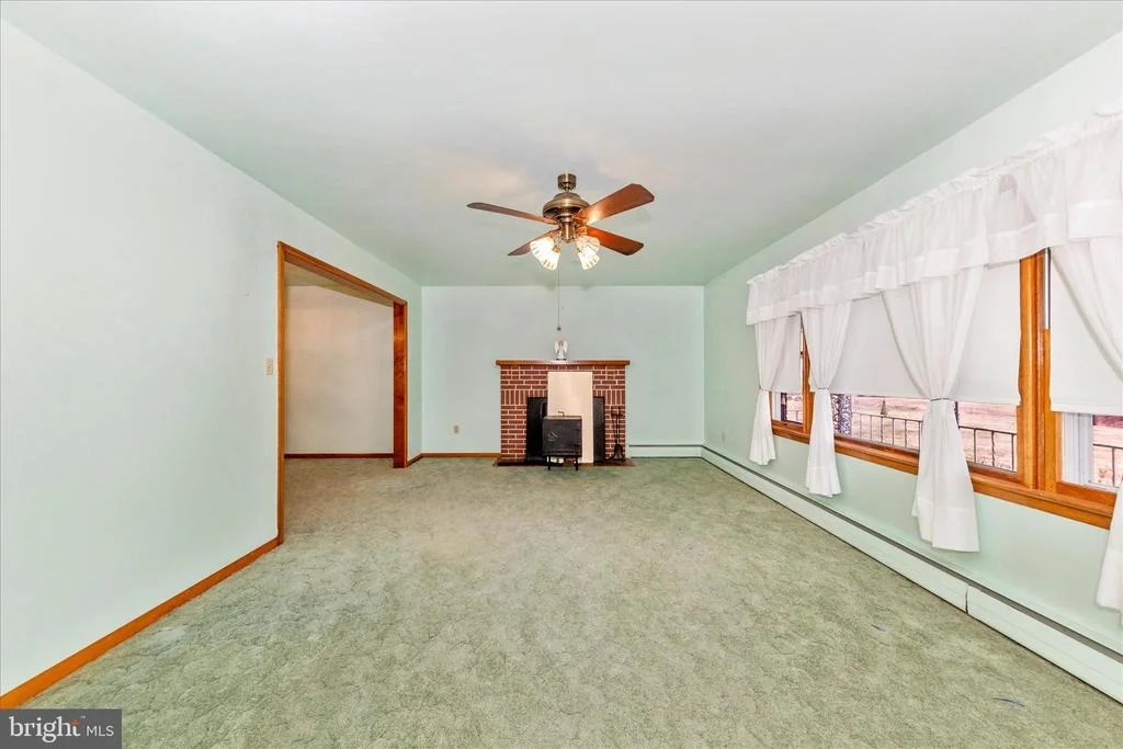 Photo of 3027 THURSTON ROAD