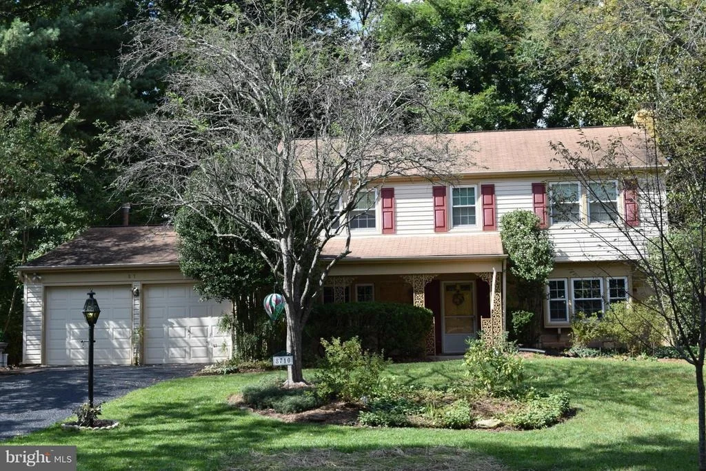 Photo of 8710 CRYSTAL ROCK LANE