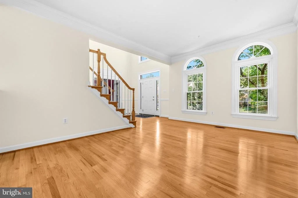 Photo of 6914 WINTER LANE
