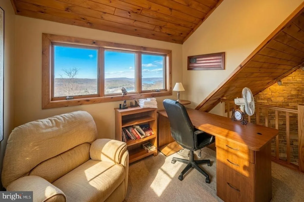 Photo of 110 HIGHLINE DRIVE