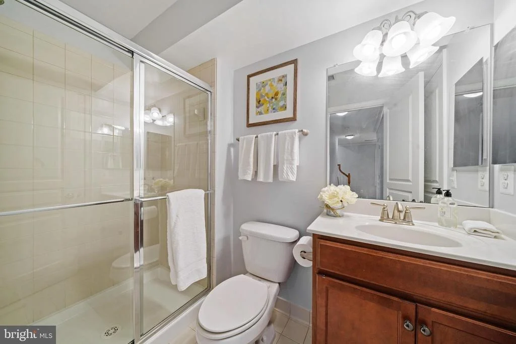 Photo of 304 PARKVIEW AVENUE