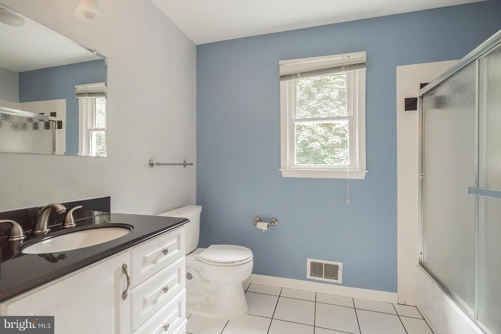 Photo of 9448 LOVAT ROAD