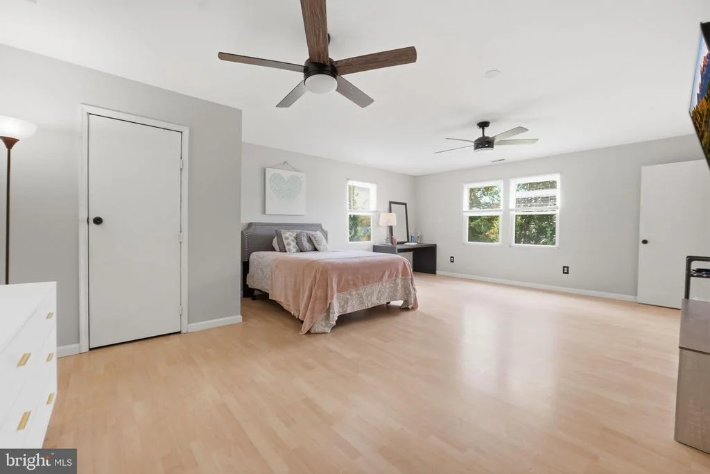 Photo of 5943 SNEED DRIVE