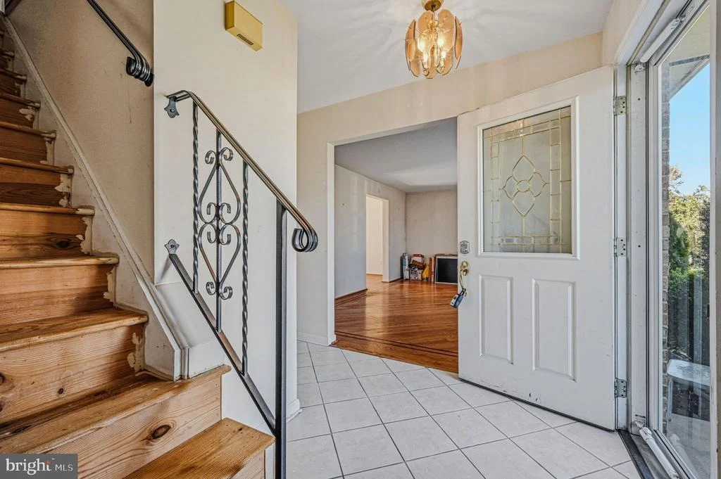 Photo of 12 LAURIE COURT