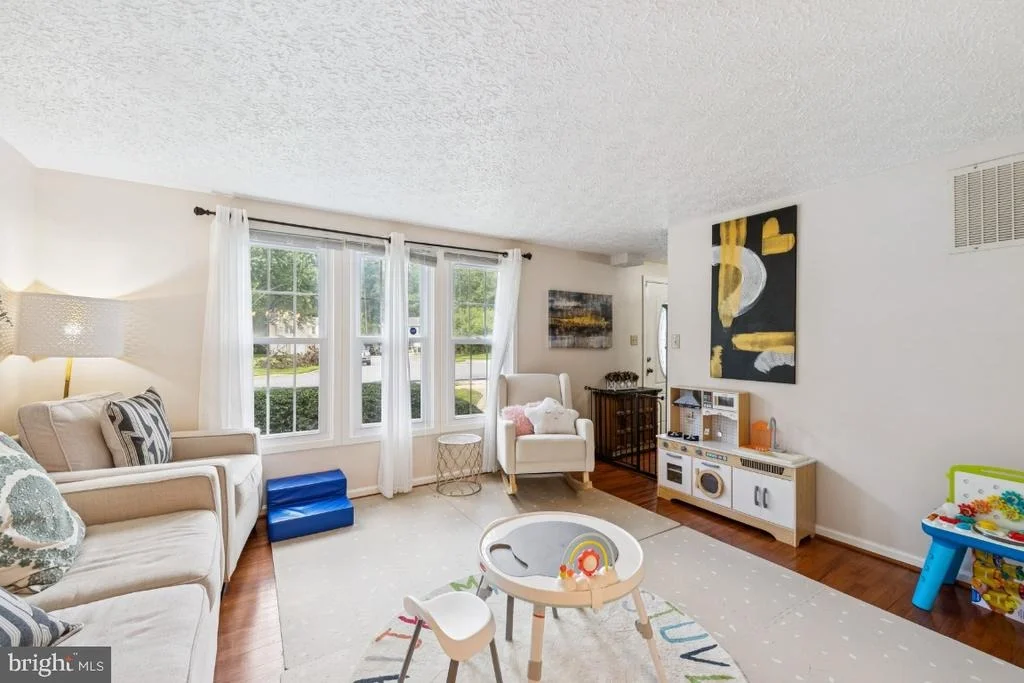 Photo of 7645 FALLSWOOD WAY