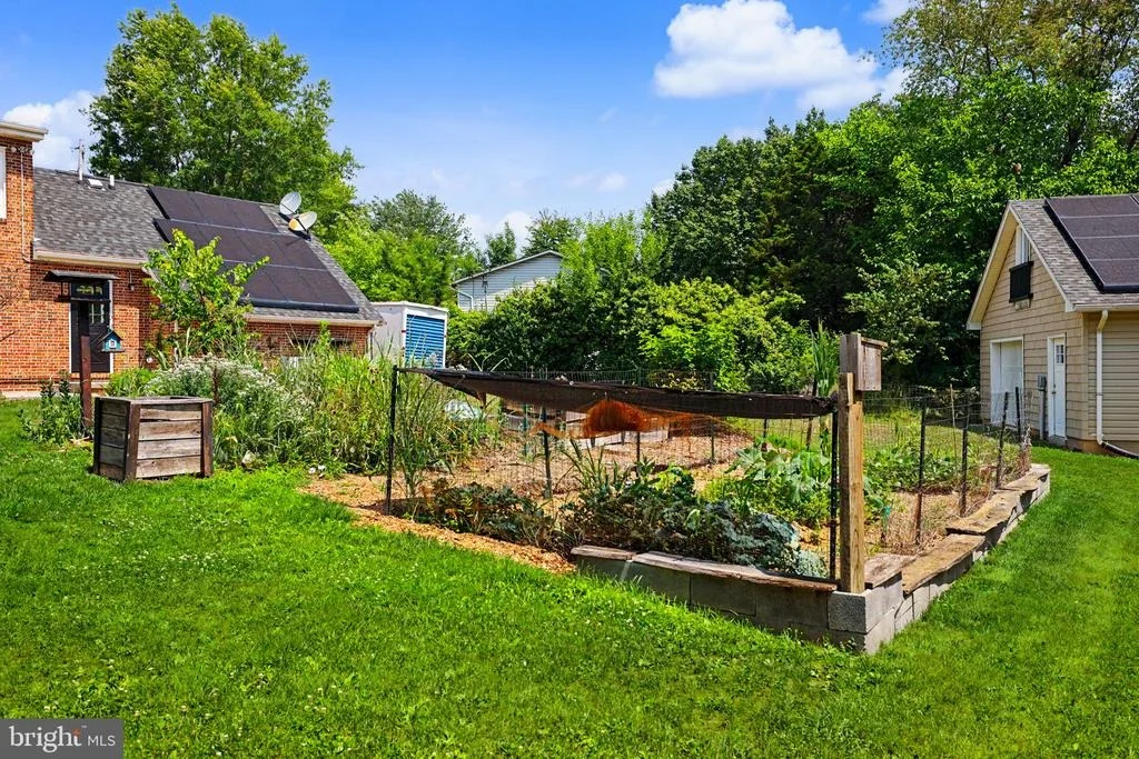 Photo of 2105 SHAWN DRIVE