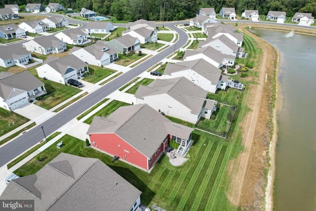 Photo of 25068 TREEVIEW LN