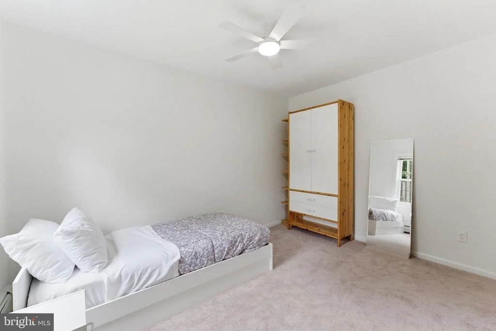 Photo of 2100 EDGEWATER PARKWAY