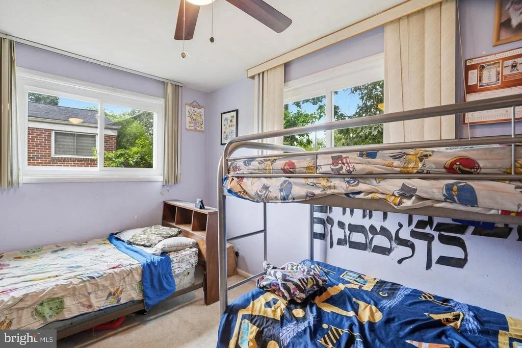 Photo of 5908 WINNER AVENUE