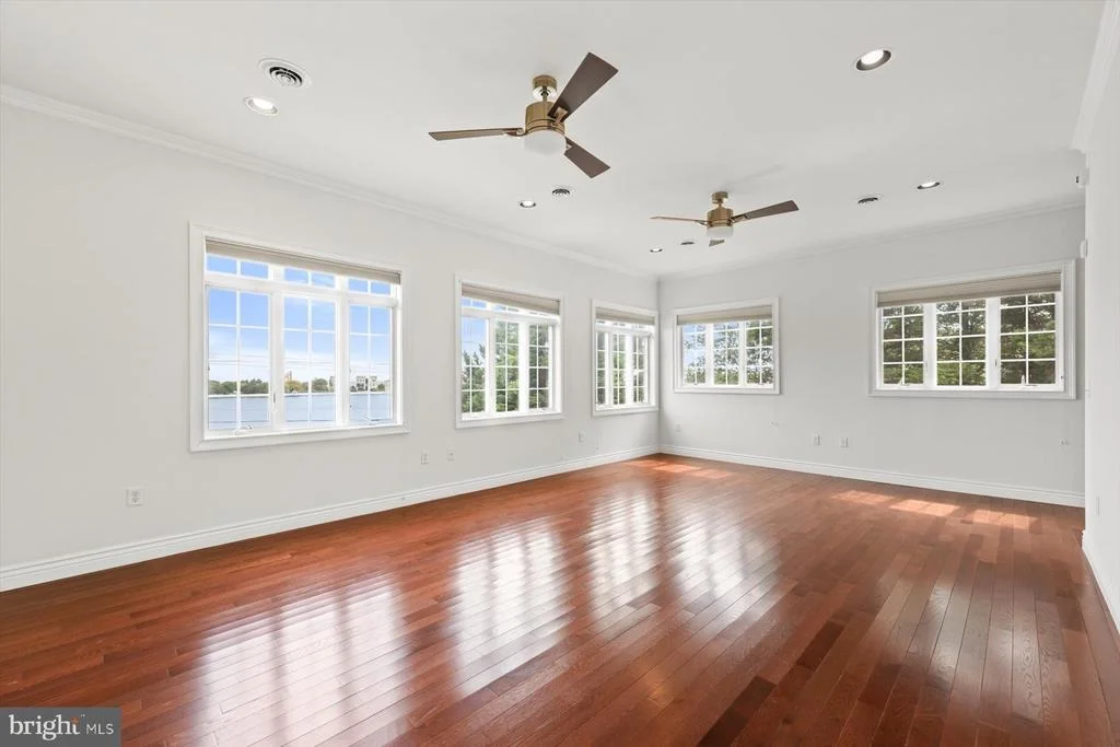 Photo of 20340 SILVER LAKE DRIVE