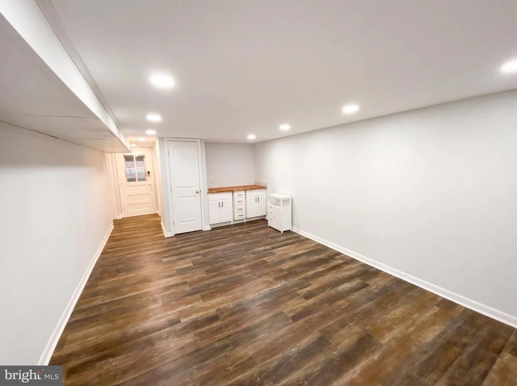 Photo of 18320 CANDICE DRIVE