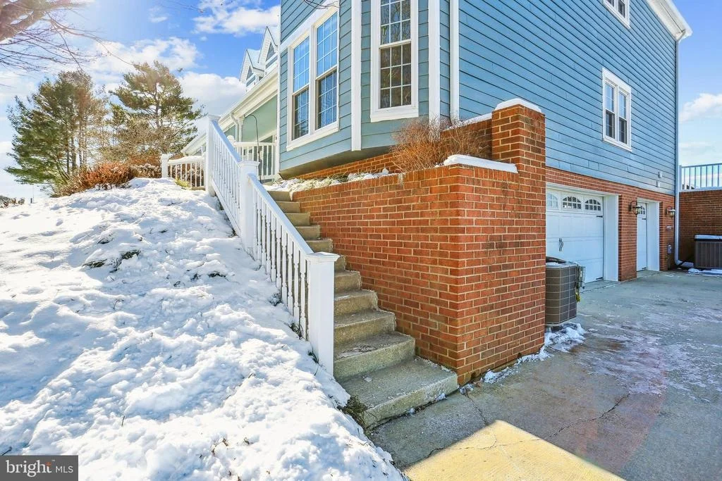 Photo of 21612 STABLEVIEW DRIVE