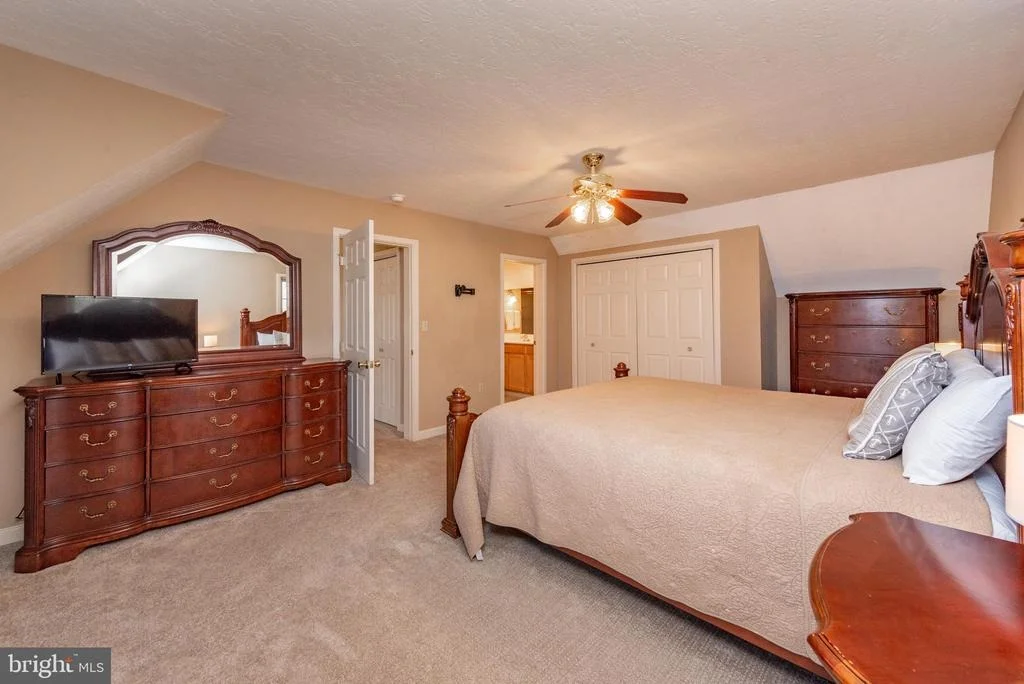 Photo of 2828 GLENDALE ROAD