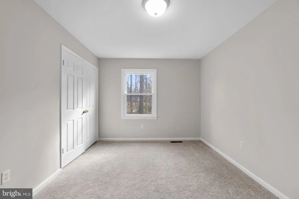 Photo of 12938 BYEFIELD DRIVE