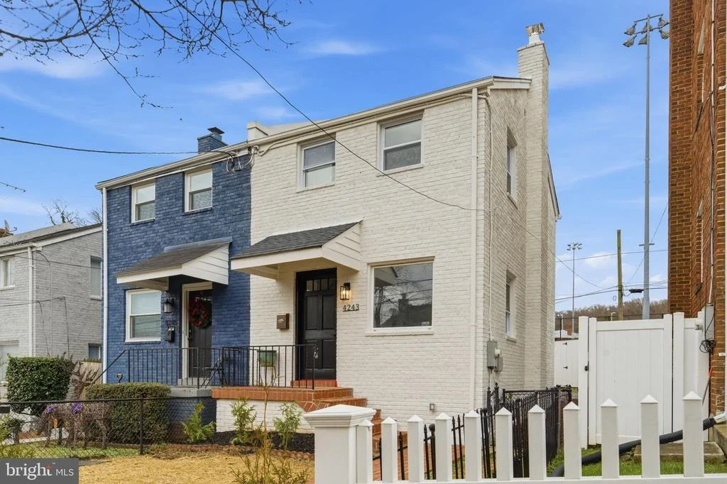 Photo of 4243 HILDRETH STREET SE