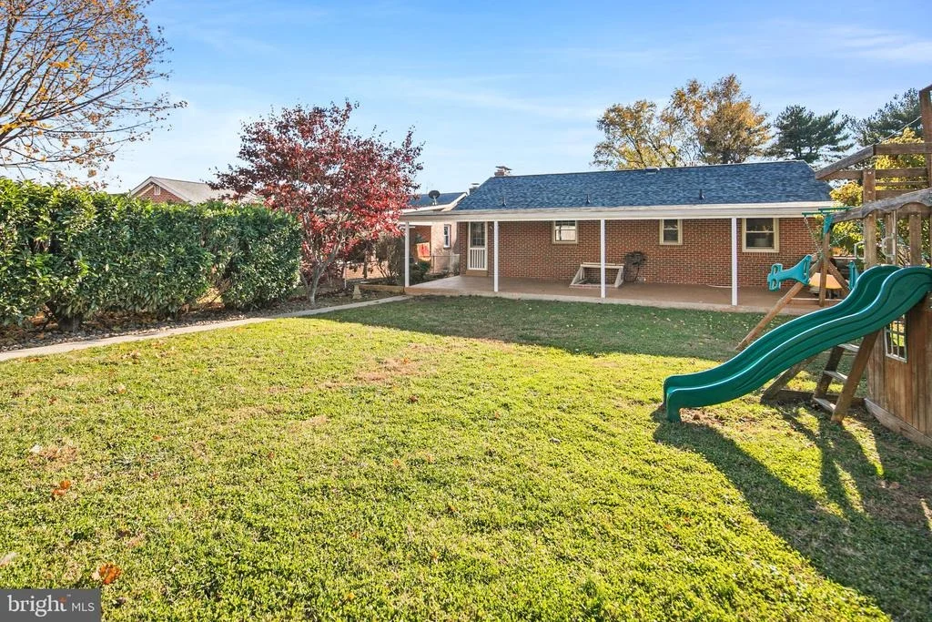 Photo of 5 PETERS LANE