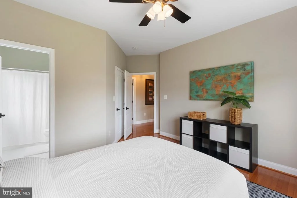 Photo of 14835 HUNTING WAY