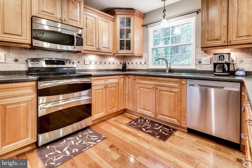 Photo of 9523 RIDGEVIEW DRIVE