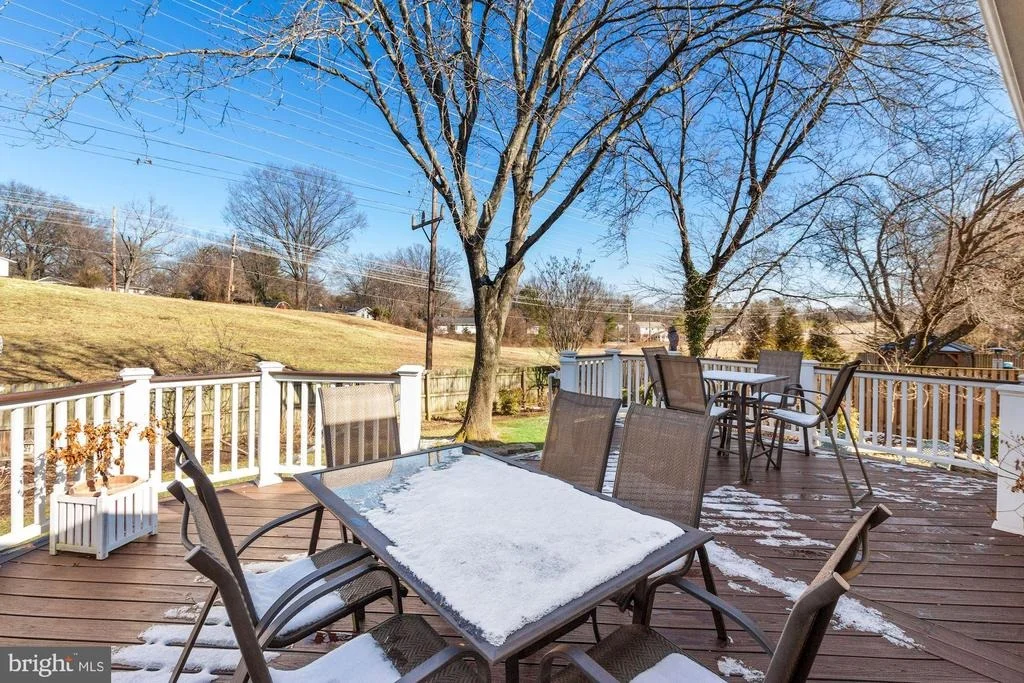 Photo of 11701 GREENLANE DRIVE