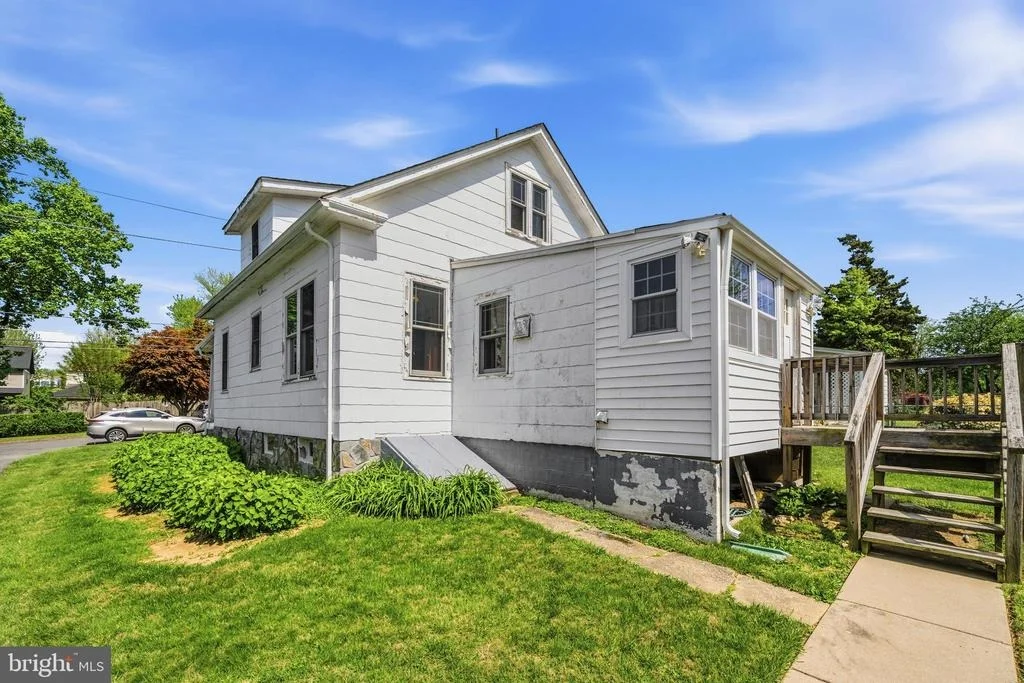 Photo of 8 JAMES STREET