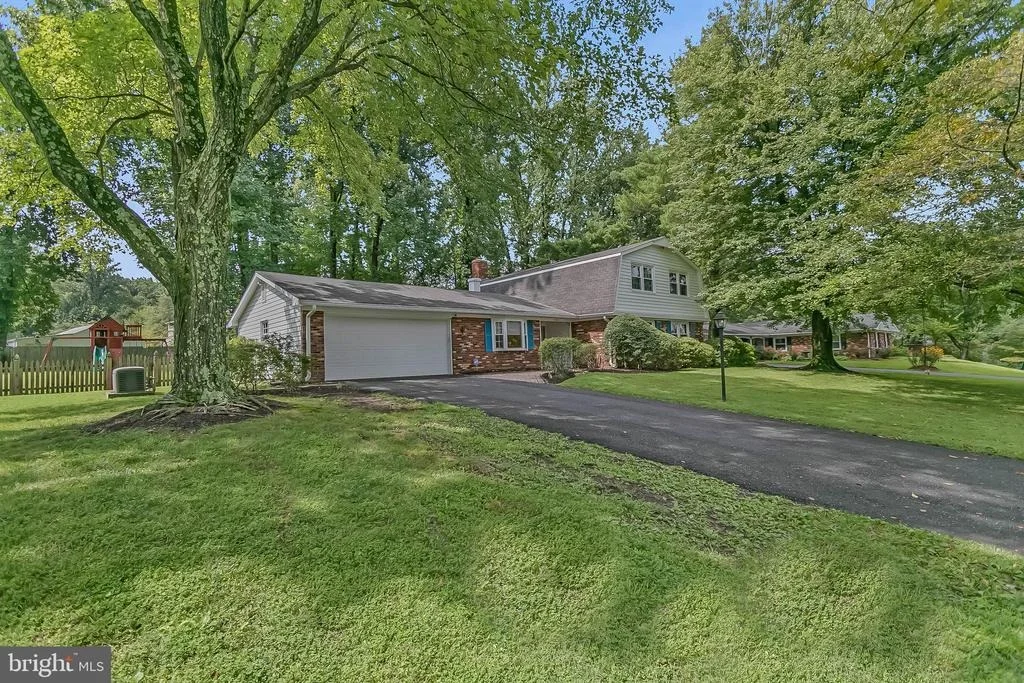 Photo of 2908 BLUFF POINT LANE