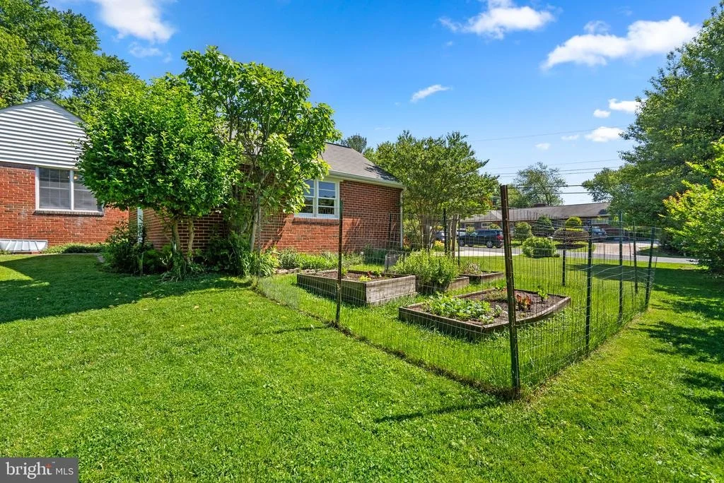 Photo of 13230 BREGMAN ROAD