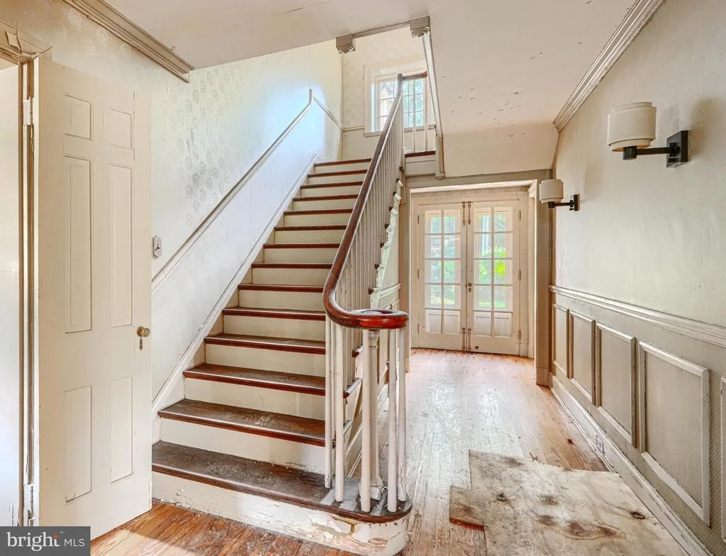 Photo of 15 W COLD SPRING LANE