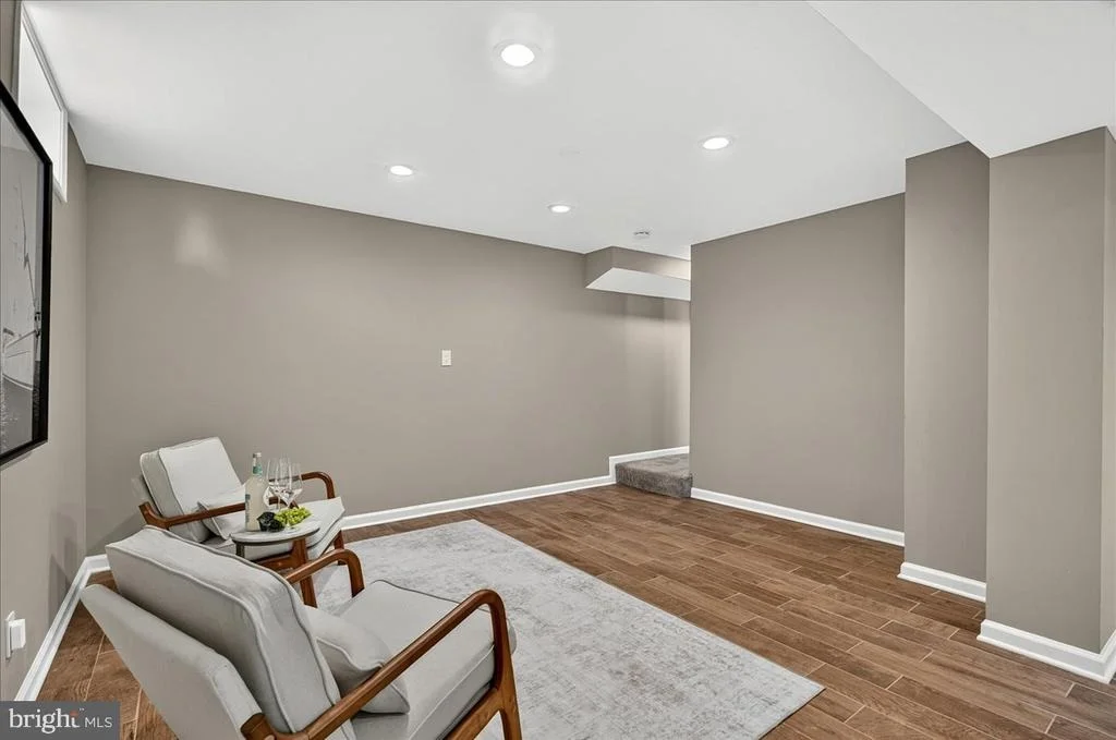 Photo of 1104 CLARKE STREET