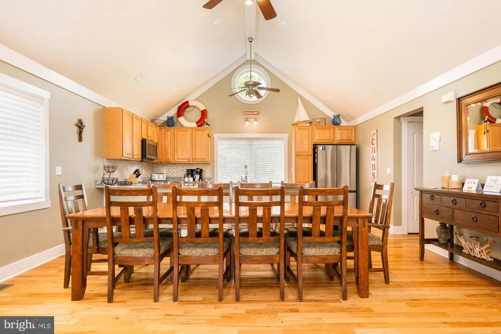 Photo of 25 SILVER TREE LANE