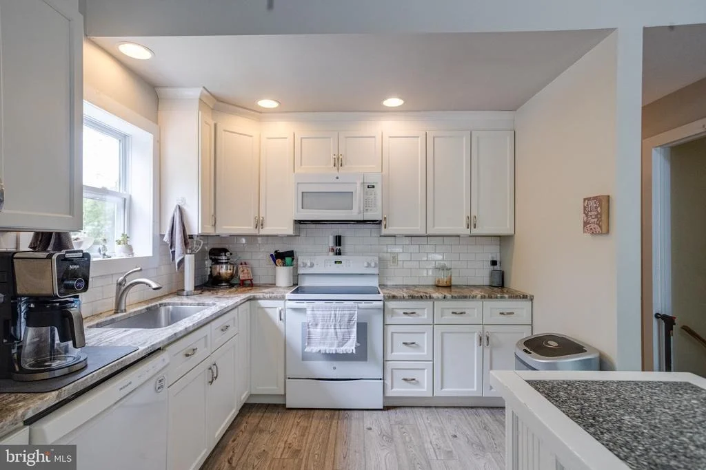 Photo of 44 ALGONQUIN DRIVE