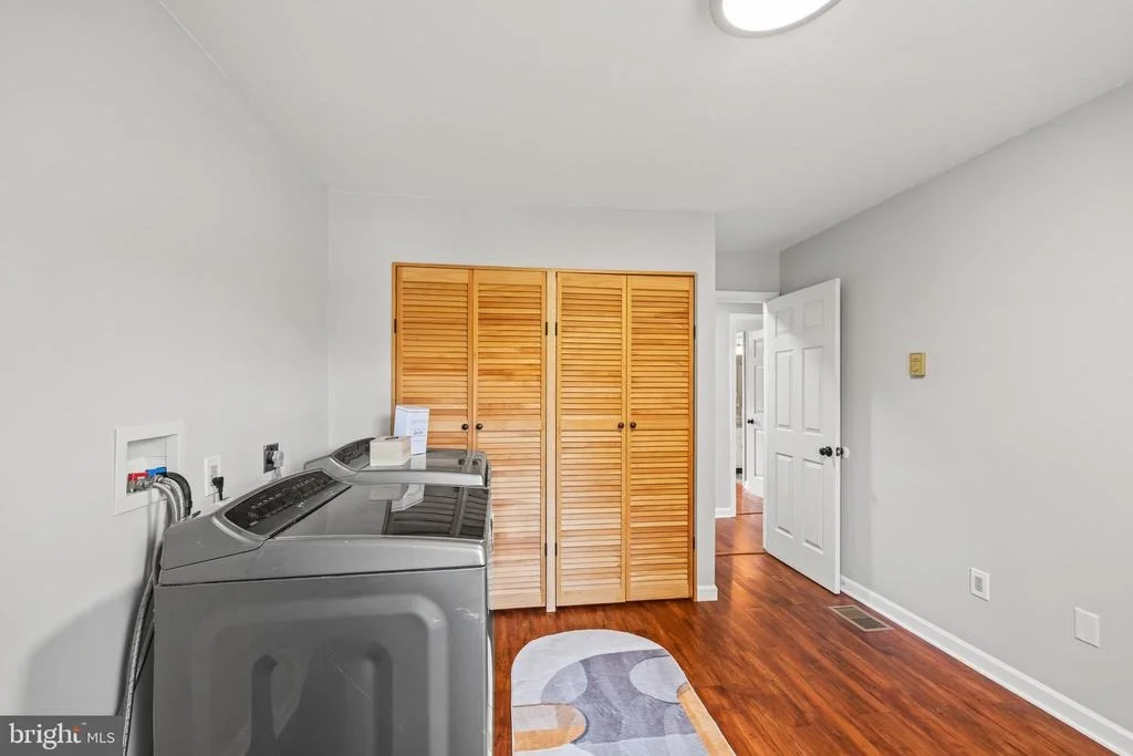 Photo of 223 PINEVIEW DRIVE