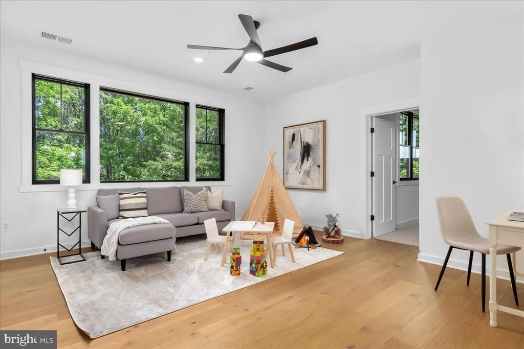 Photo of 3237 PARK MILLS ROAD