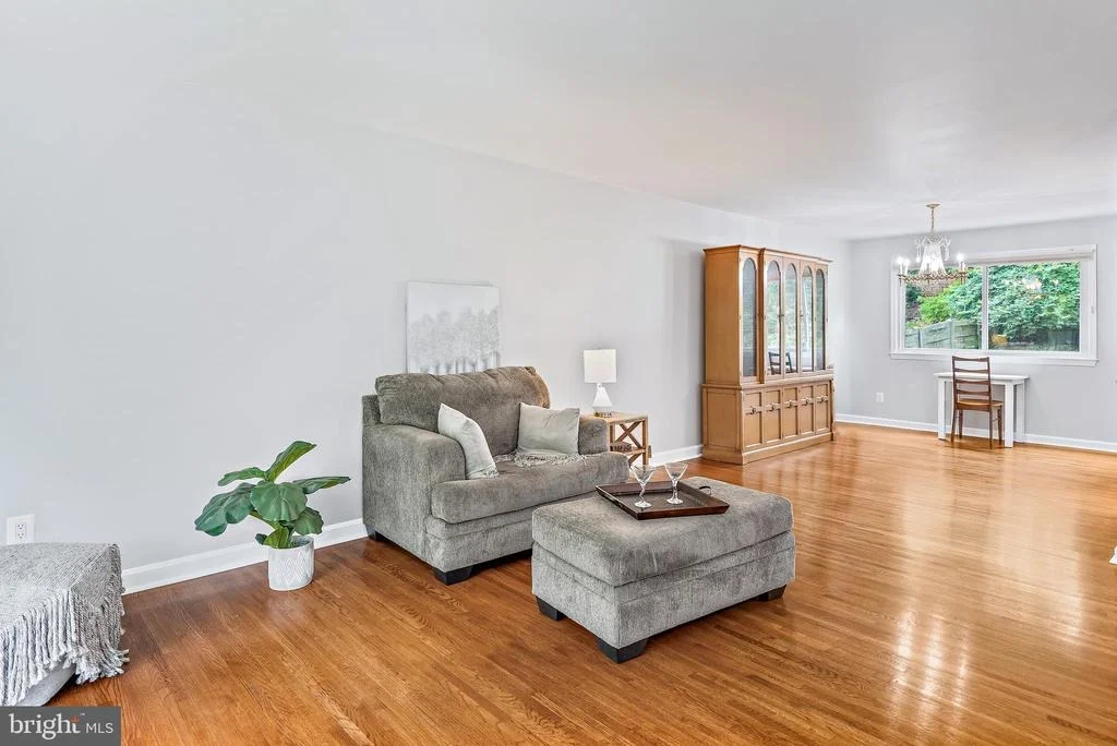 Photo of 604 KENBROOK DRIVE