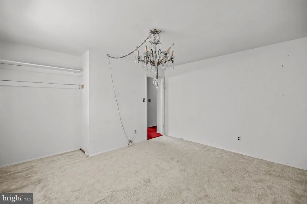 Photo of 409 HULL PLACE