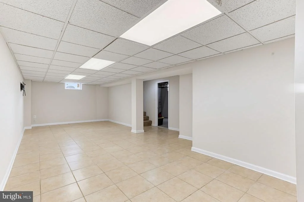Photo of 6000 MOOREHEAD ROAD