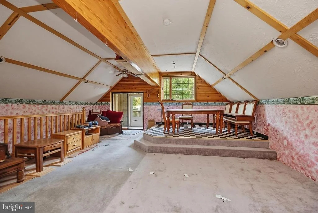 Photo of 1099 TABLE ROCK ROAD