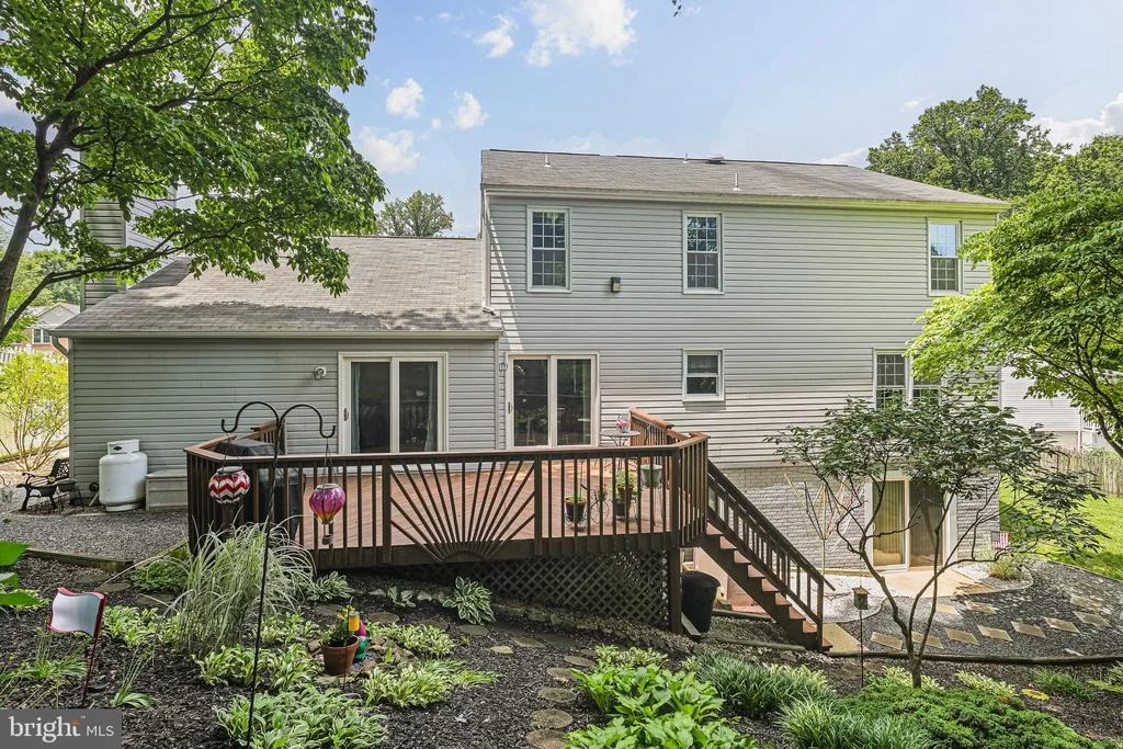 Photo of 8262 RIPPLING BRANCH ROAD