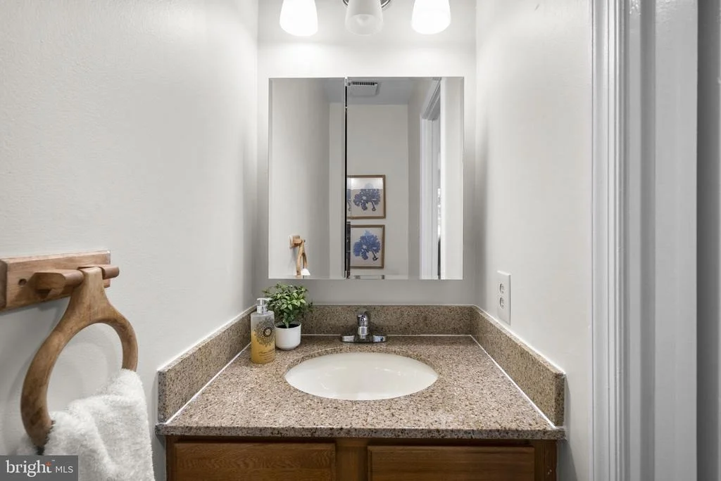 Photo of 15015 NIGHTHAWK LANE
