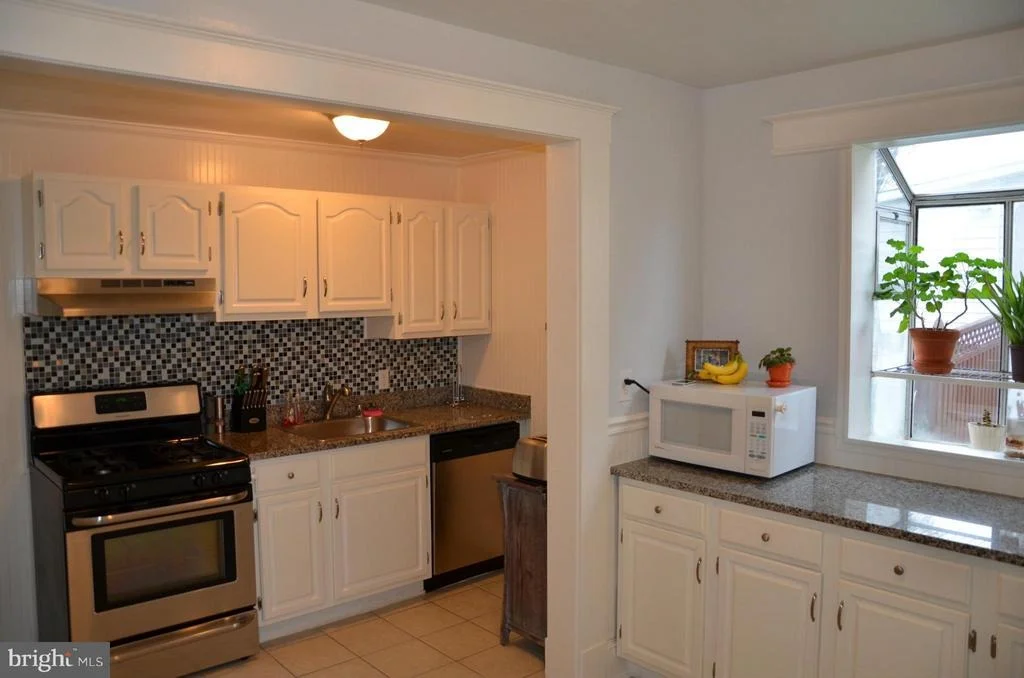 Photo of 1237 MAPLE AVENUE
