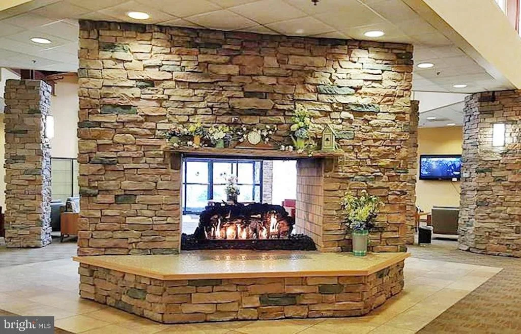 Photo of Unit 302 at 14805 PENNFIELD CIRCLE