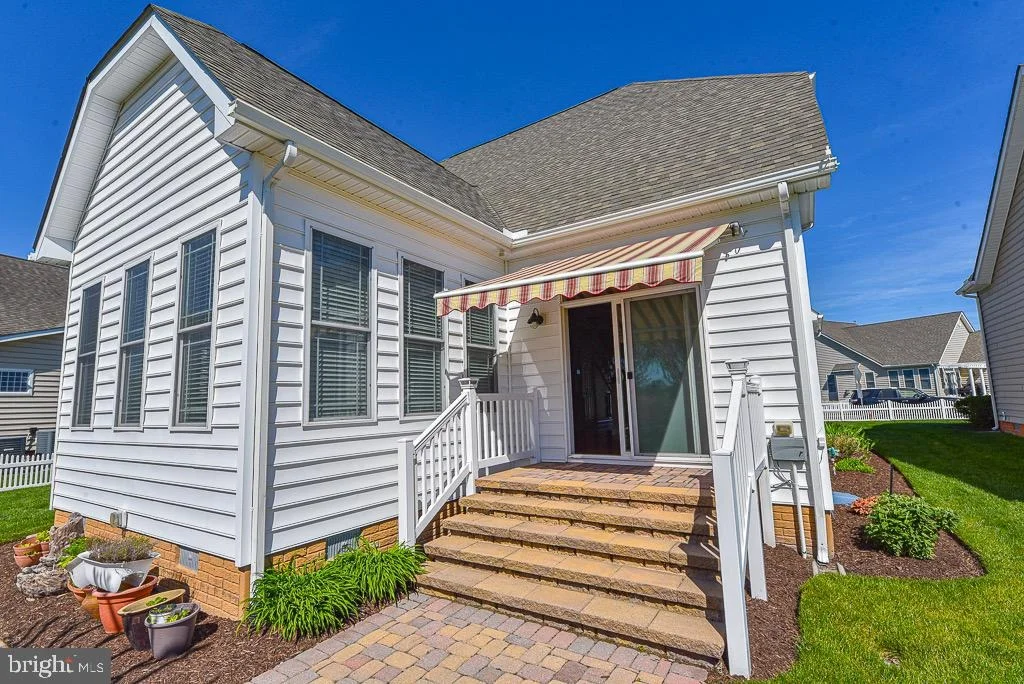 Photo of 35530 CYPRESS POINT TRL