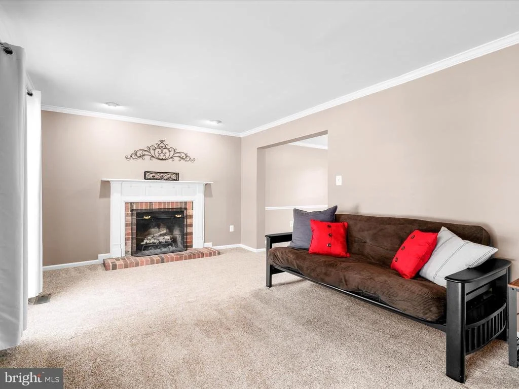 Photo of 4609 FELDSPAR ROAD