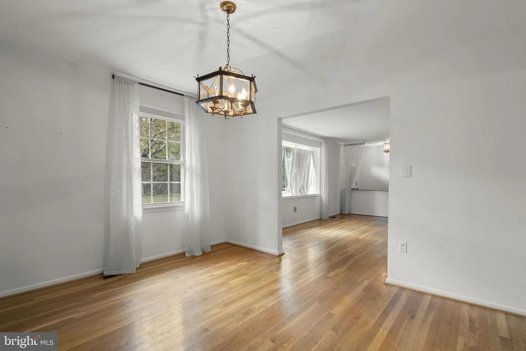 Photo of 17604 PRINCE EDWARD DRIVE