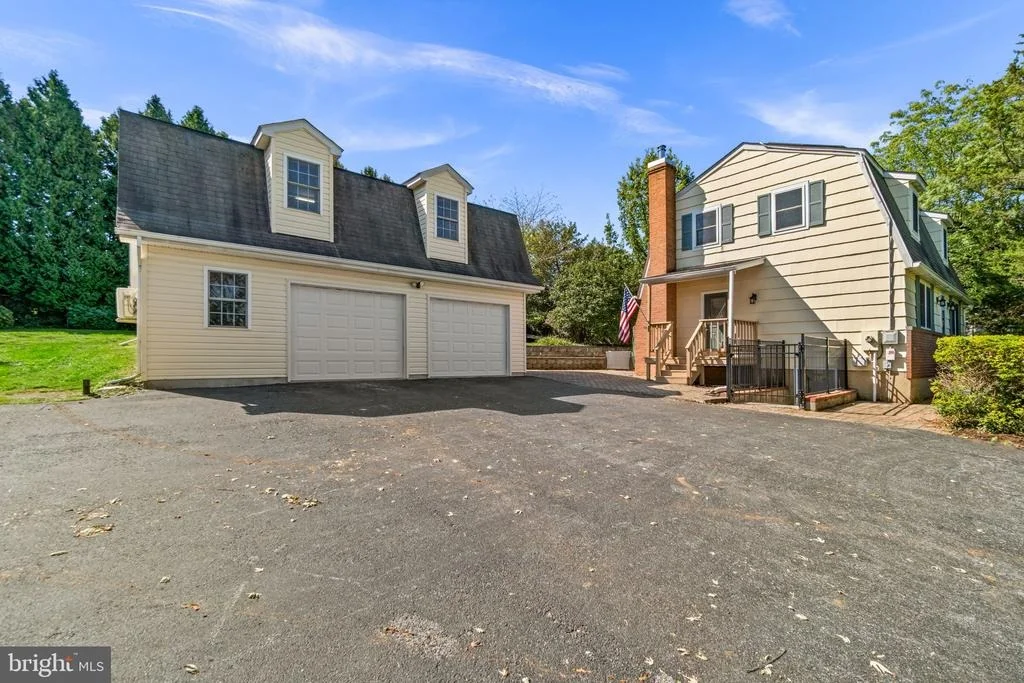 Photo of 1613 TERRACE DRIVE