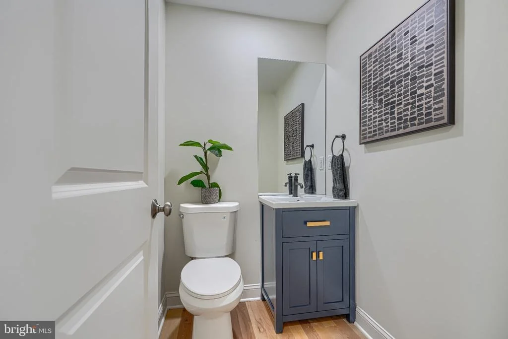 Photo of 11305 MAPLEVIEW DRIVE